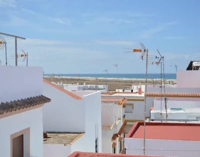 Apartamento en Conil con vistas al mar y aire acondicionado