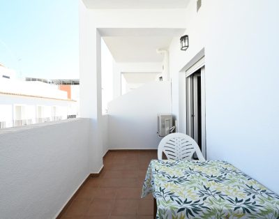 Apartamento para parejas con aire, wifi y terraza privada