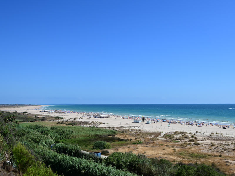 Arena fina de la playa de los Bateles