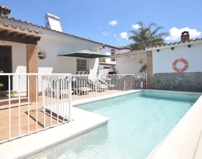 Chalet ‘Casa Aires del Sur‘ con Piscina Privada y Wifi