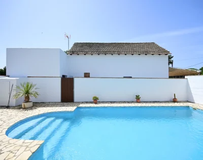 Casa Sofía con piscina privada en Roche