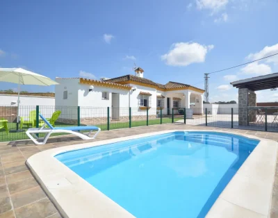 Bonito Chalet con piscina privada