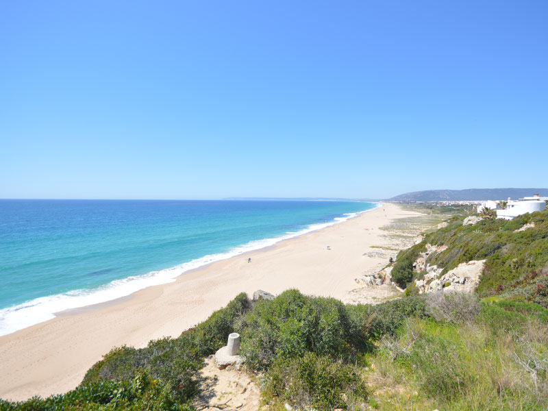 Playa de Zahara de los Atunes pueblo